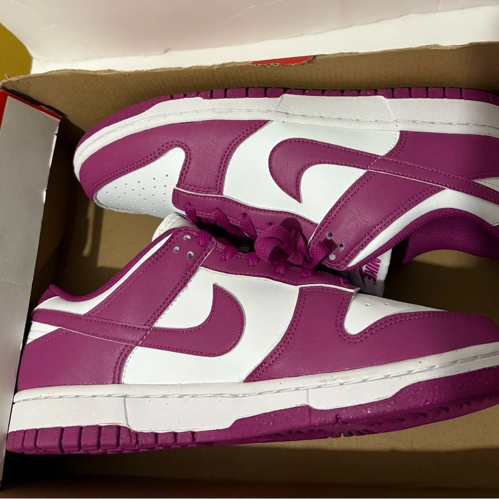 Nike Dunks - Picture 8 of 9